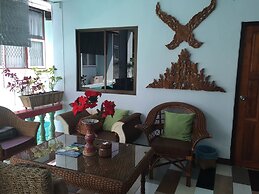 Saithong House