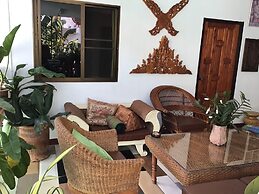 Saithong House