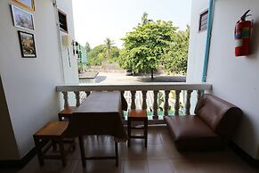 Saithong House