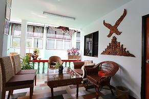 Saithong House