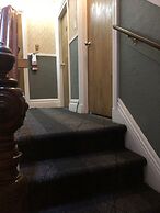 Au Petit Hôtel