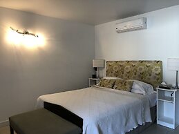 Au Petit Hôtel