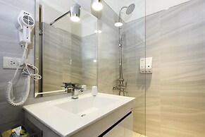 Hotel New Queen 2