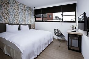 Hotel New Queen 2