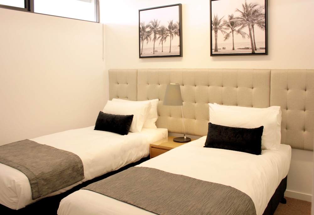 Pacific Sands Apartments