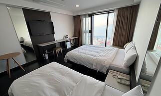 Premiers Hotel