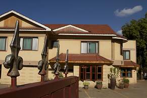 OSinkirri Hotel