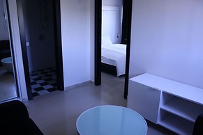 Rich Royal Suites