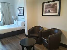 Parade Hotel