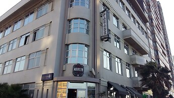 Parade Hotel