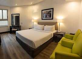 Parade Hotel