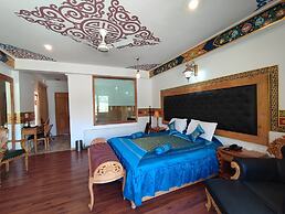 Grand Himalaya
