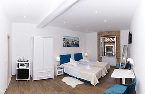 Peruzovic Rooms 2