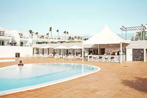 Hotel Plaza Palmeras