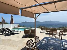 Four Seasons Villas