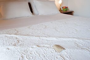Four Seasons Villas
