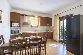 Four Seasons Villas