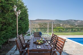 Four Seasons Villas