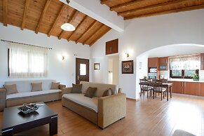 Four Seasons Villas