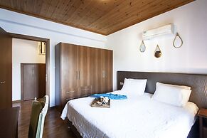 Four Seasons Villas