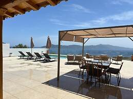 Four Seasons Villas
