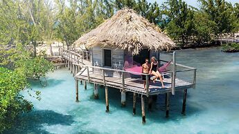 Thatch Caye, a Muy'Ono Resort