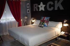 HOTEL Rock Star