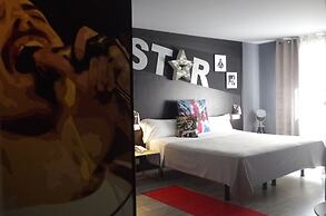 HOTEL Rock Star