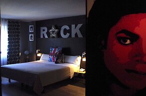 HOTEL Rock Star