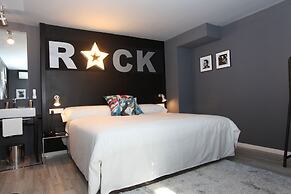 HOTEL Rock Star