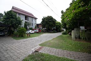 GongKaew HuenKum Hotel