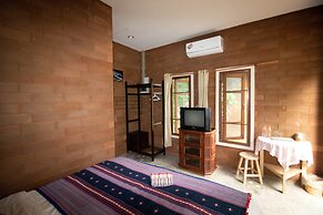 GongKaew HuenKum Hotel