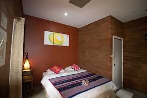 GongKaew HuenKum Hotel