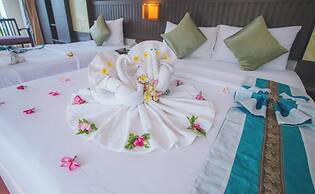 Phi Phi Island Cabana Hotel
