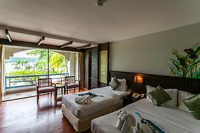 Phi Phi Island Cabana Hotel