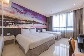 L'arc Hotel
