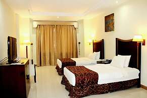 Tourist Hotel