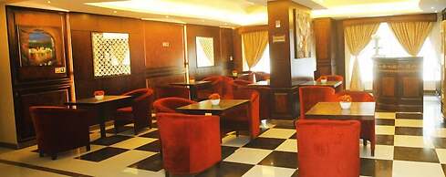 Tourist Hotel