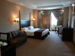 Tourist Hotel