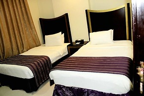 Tourist Hotel