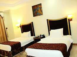 Tourist Hotel