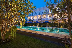 Little Nyonya Hotel