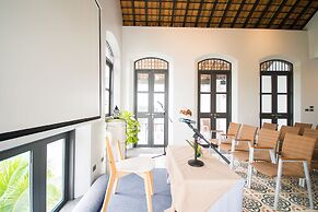 Little Nyonya Hotel