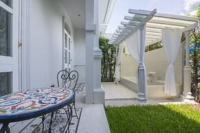 Little Nyonya Hotel