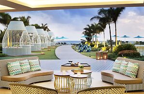 The Lind Boracay