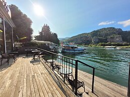 Arp Dalyan
