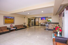 Grace Treasure Hotel