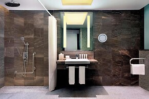 Le Meridien Dhaka