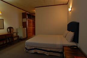 Myanmar Life Hotel
