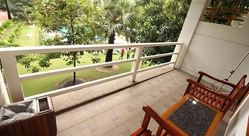 Myanmar Life Hotel